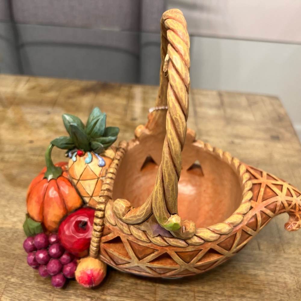 Jim shore bounty of blessings basket